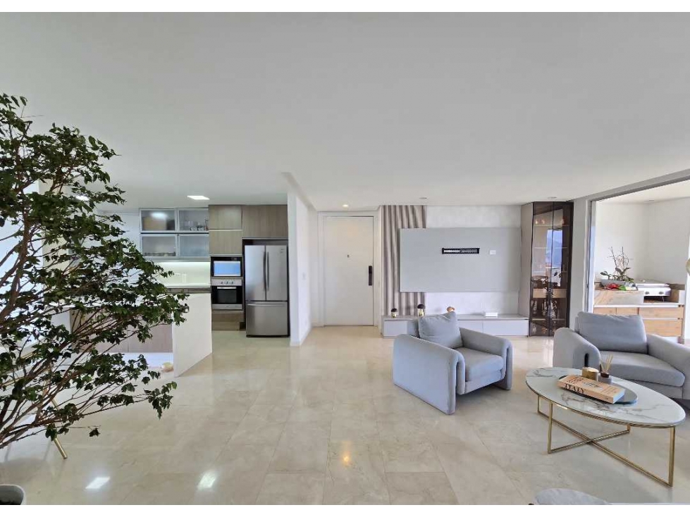 Venta de apartamento en Los Balsos. Loma San Michel