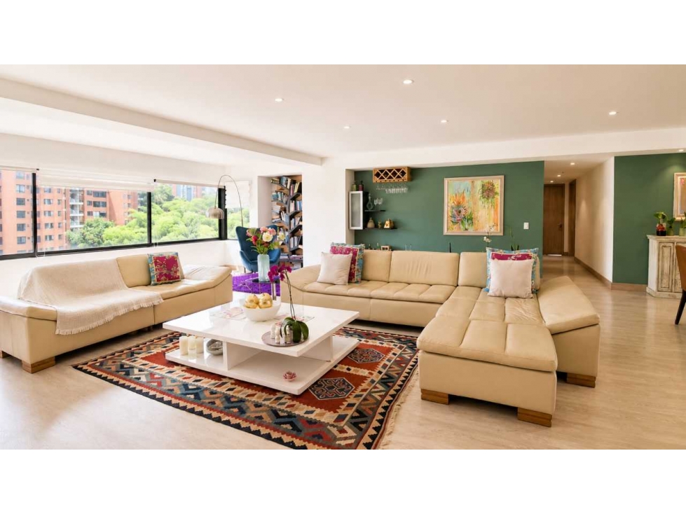 Venta de apartamento en Los Balsos. Diagonal a La Vaquita — foto 2