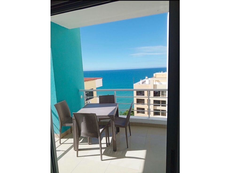 Apartamento de dos dormitorios de venta en Manta.