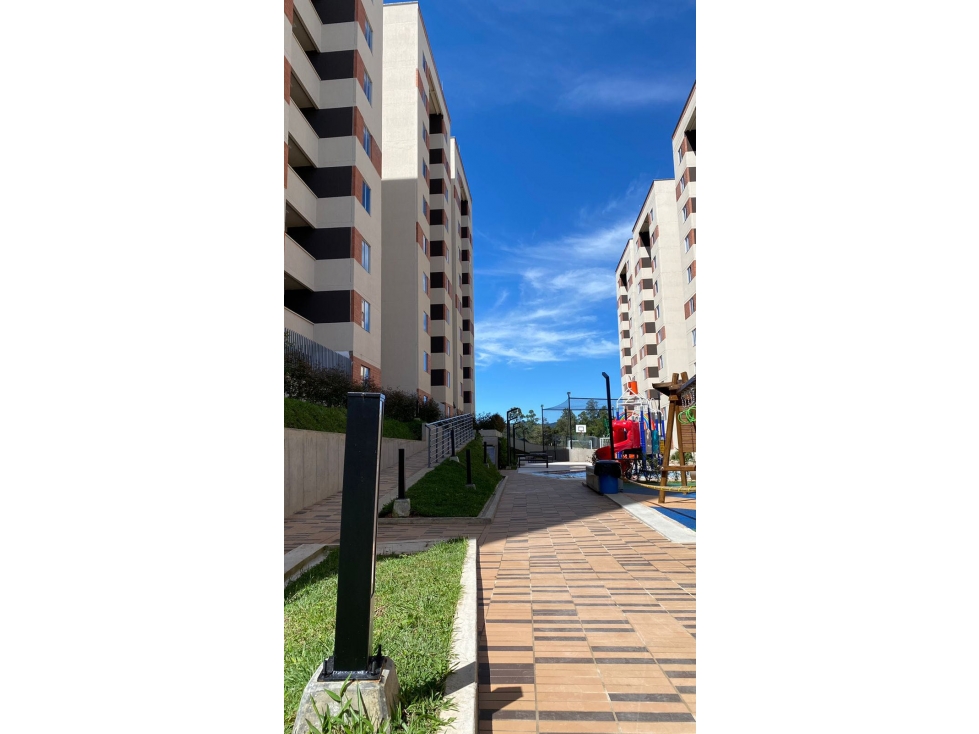 Venta de apartamento en Marinilla Antioquia cerca al parque — foto 3