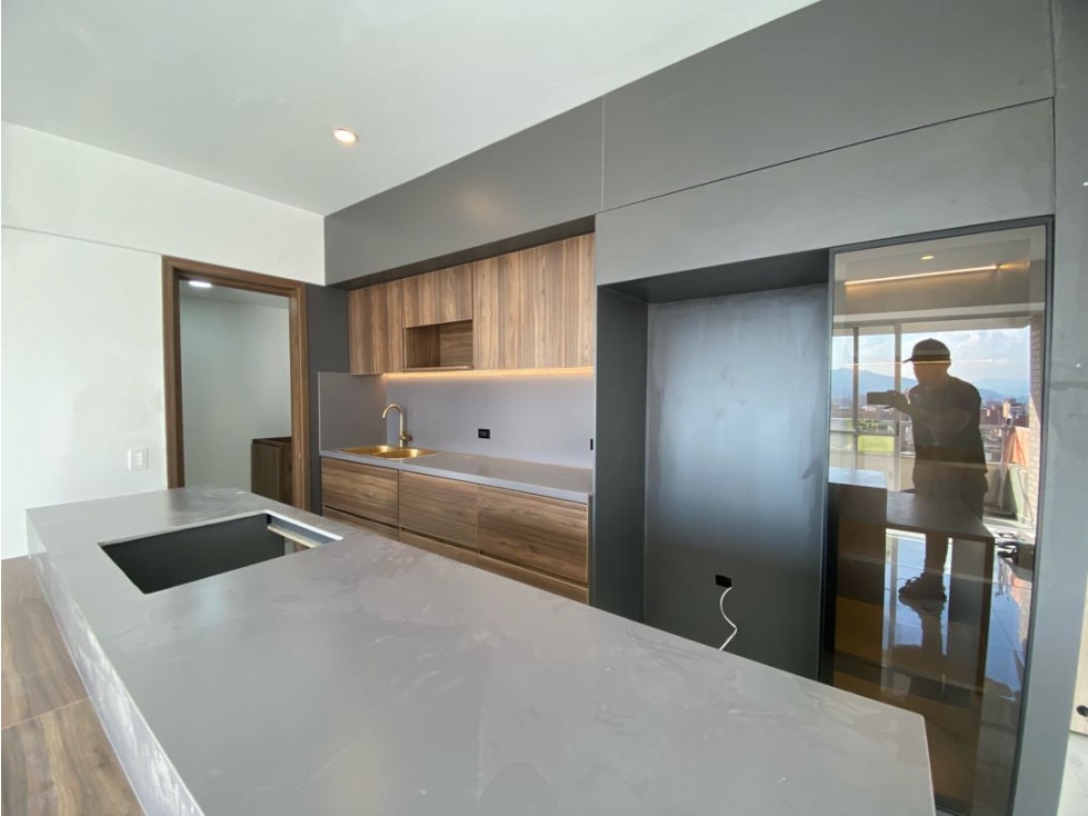 VENTA DE APARTAMENTO EN MEDELLÍN CALAZANS