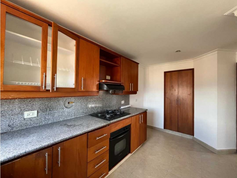 VENTA DE APARTAMENTO EN MEDELLÍN SECTOR LAURELES SEGUNDO PARQUE — foto 6