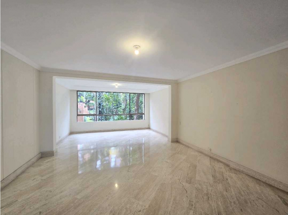 Venta de apartamento en Milla de Oro. — foto 3