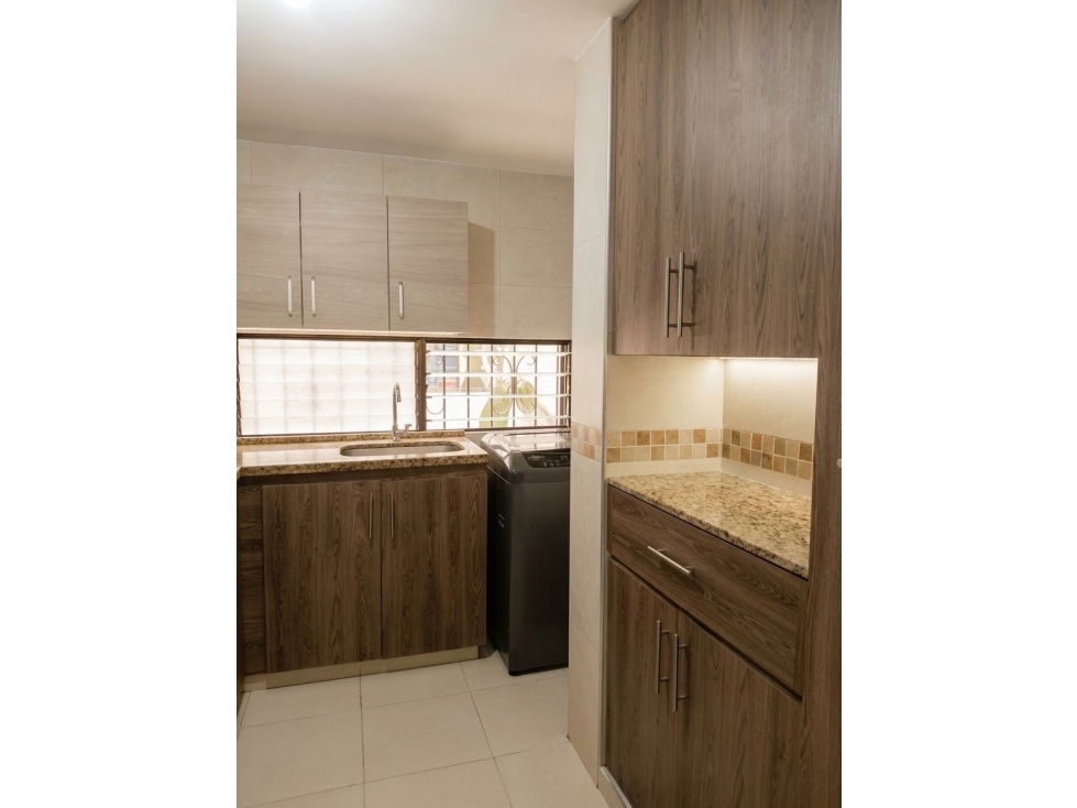 Venta de apartamento en Nápoles JM — foto 4