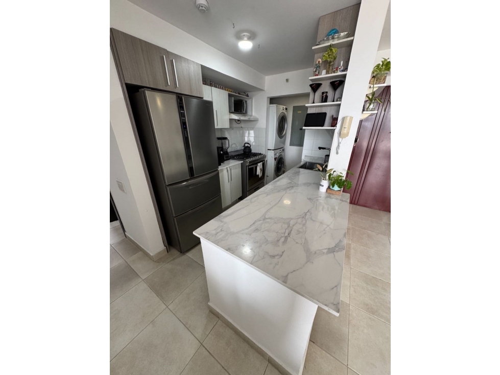 Venta de apartamento en pH Alegría, parque Lefevre G.D