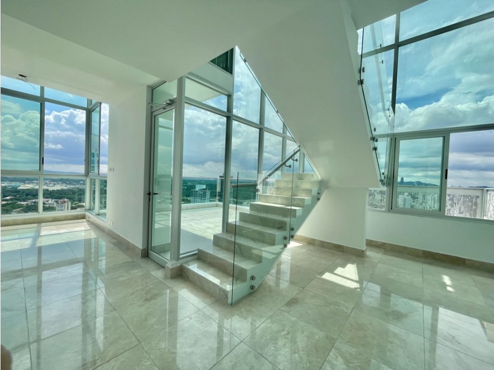 VENTA DE APARTAMENTO EN PH COSTANERA