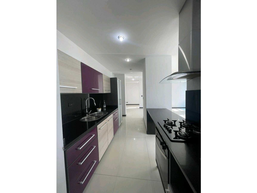 VENTA DE APARTAMENTO EN PINARES, PEREIRA, COLOMBIA. — foto 2