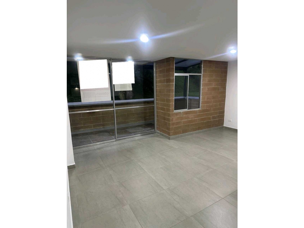 VENTA DE APARTAMENTO EN POBLADO LA LOMA DEL INDIO — foto 4