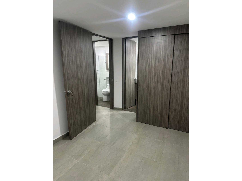 VENTA DE APARTAMENTO EN POBLADO LA LOMA DEL INDIO — foto 5