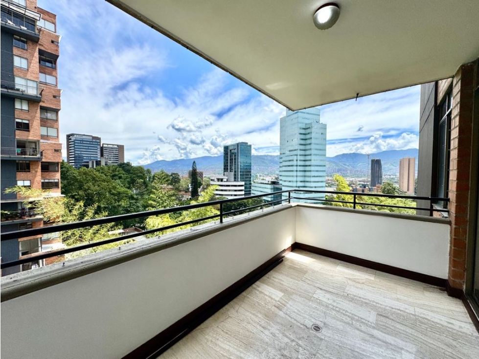 VENTA DE APARTAMENTO EN POBLADO CASTROPOL — foto 3