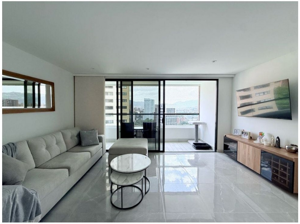 VENTA DE APARTAMENTO EN POBLADO- CASTROPOL