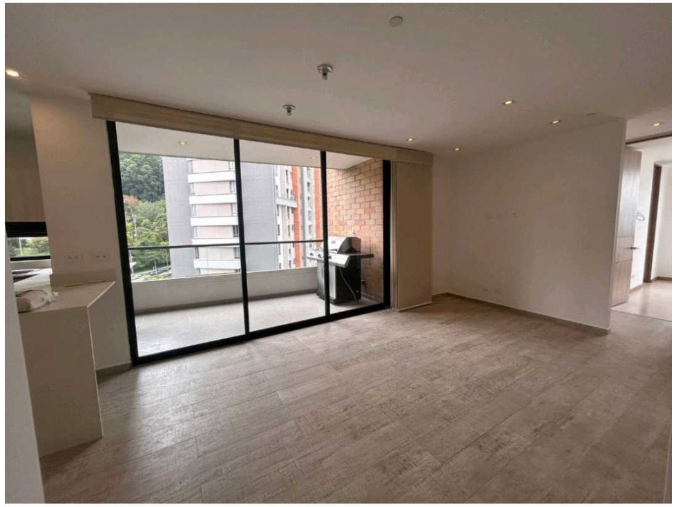 VENTA DE APARTAMENTO EN POBLADO- CASTROPOL — foto 3