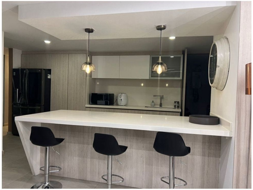 VENTA DE APARTAMENTO EN POBLADO -LOMA DE LOS GONZALEZ — foto 3