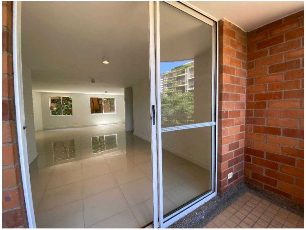 VENTA DE APARTAMENTO EN POBLADO-CASTROPOL — foto 6