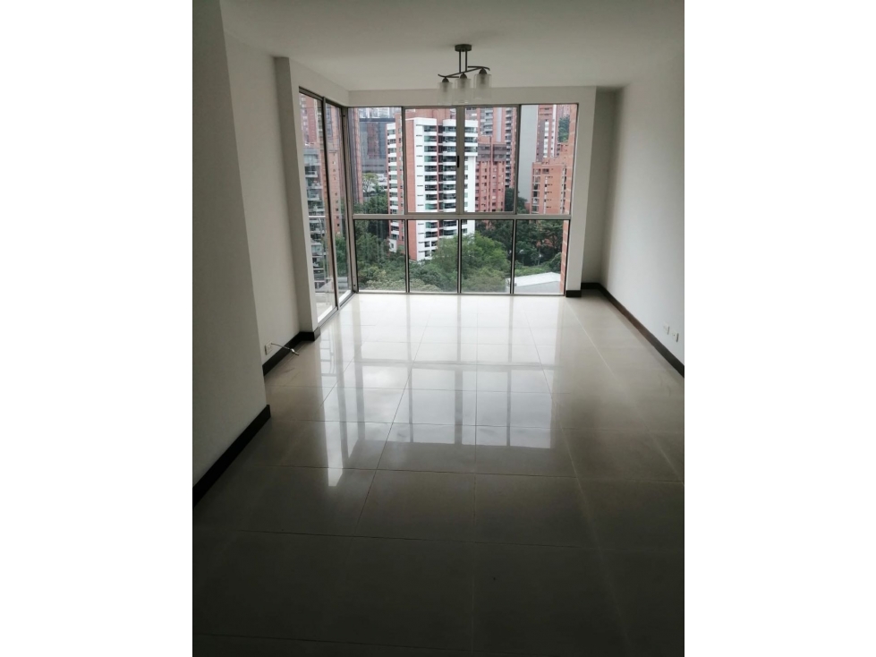 VENTA DE APARTAMENTO EN POBLADO- AGUACATALA