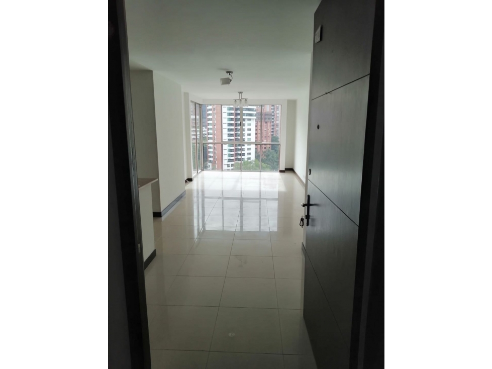 VENTA DE APARTAMENTO EN POBLADO- AGUACATALA — foto 2