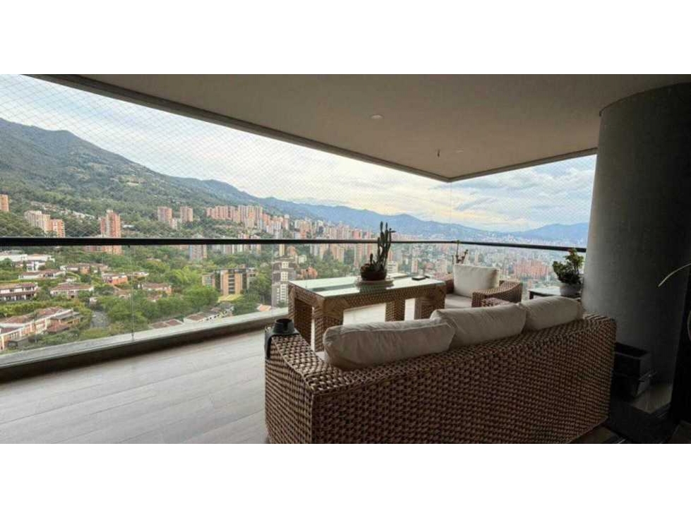VENTA DE APARTAMENTO EN POBLADO ALTO, SECTOR PADRE MARIANITO.