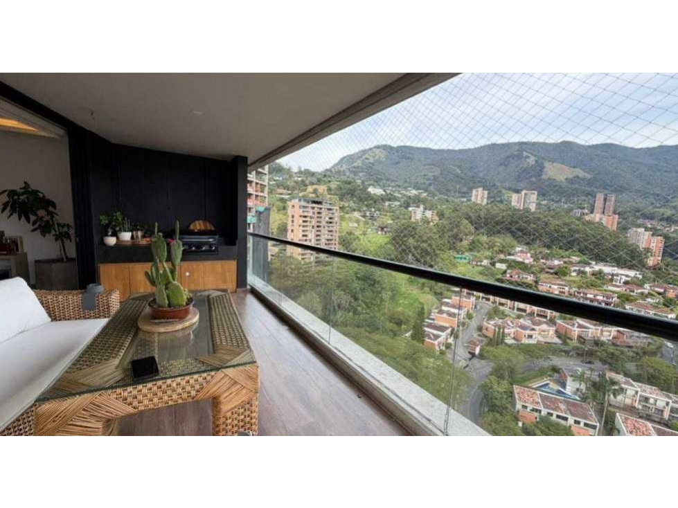 VENTA DE APARTAMENTO EN POBLADO ALTO, SECTOR PADRE MARIANITO. — foto 2