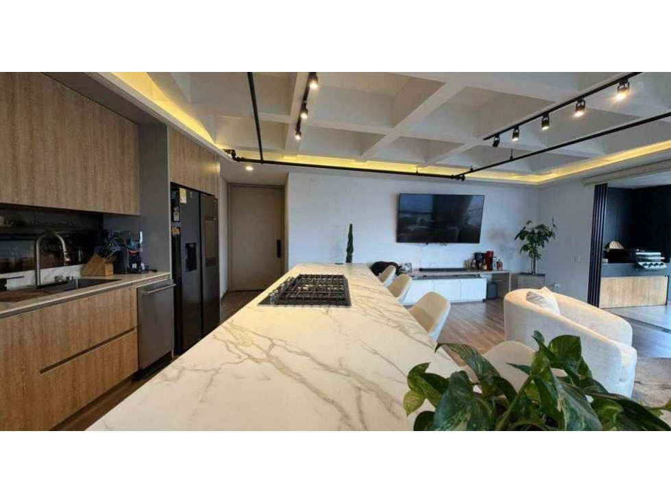 VENTA DE APARTAMENTO EN POBLADO ALTO, SECTOR PADRE MARIANITO. — foto 5