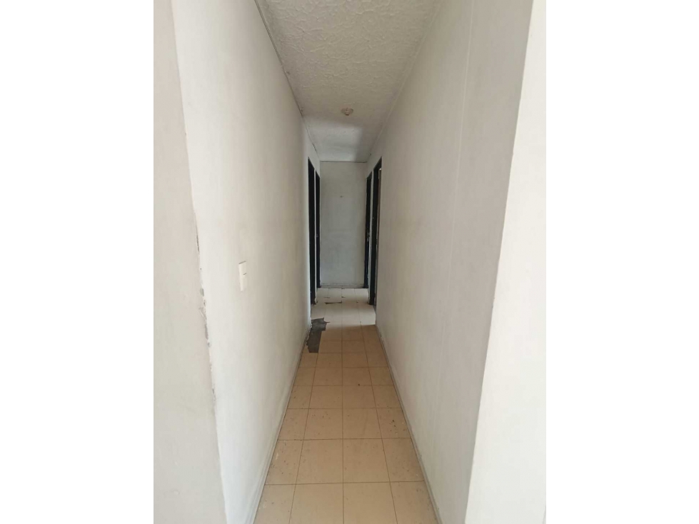 Venta de apartamento para remodelar en Robledo Pilarica, Medellín — foto 2