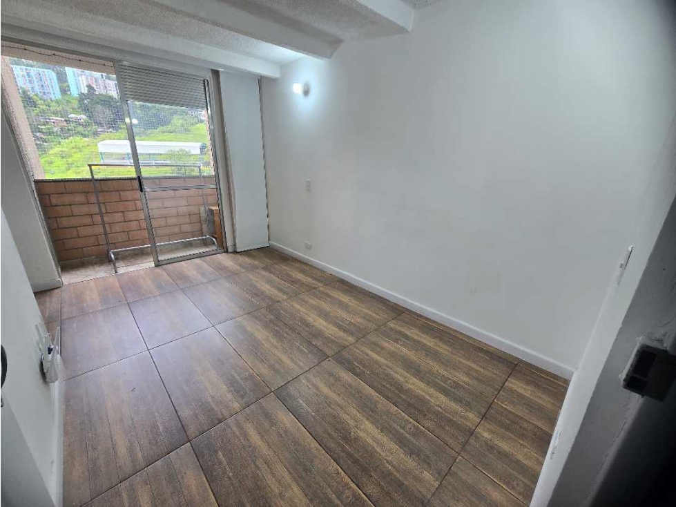 VENTA DE APARTAMENTO EN ROBLEDO PAJARITO