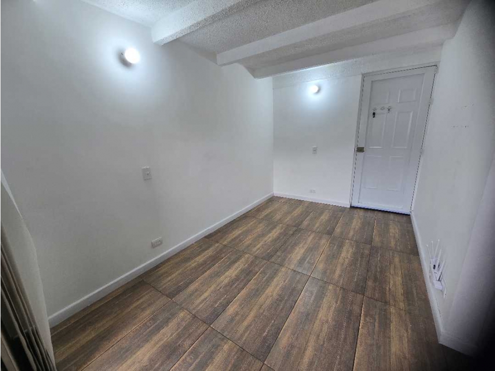 VENTA DE APARTAMENTO EN ROBLEDO PAJARITO — foto 2