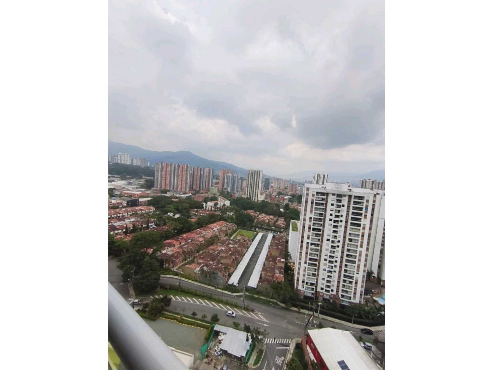 VENTA DE APARTAMENTO EN SABANETA ZONA PLANA SUPER VISTA