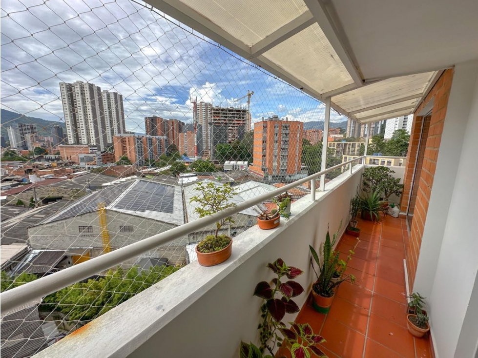 VENTA DE APARTAMENTO EN SABANETA PARTE BAJA