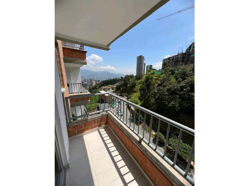 VENTA DE APARTAMENTO EN SABANETA, SECTOR SAN JOSÉ, POR INVERSIÓN.