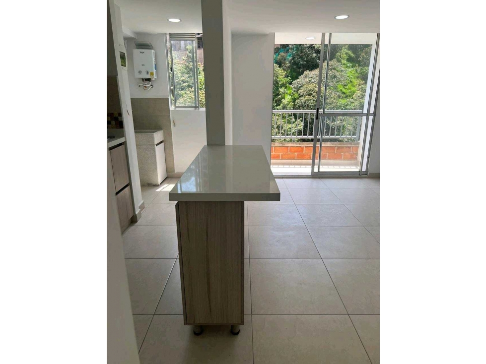 VENTA DE APARTAMENTO EN SABANETA, SECTOR SAN JOSÉ, POR INVERSIÓN. — foto 2