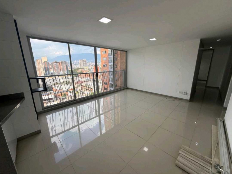 VENTA DE APARTAMENTO EN SABANETA, CERCA A LAS VEGAS. — foto 2