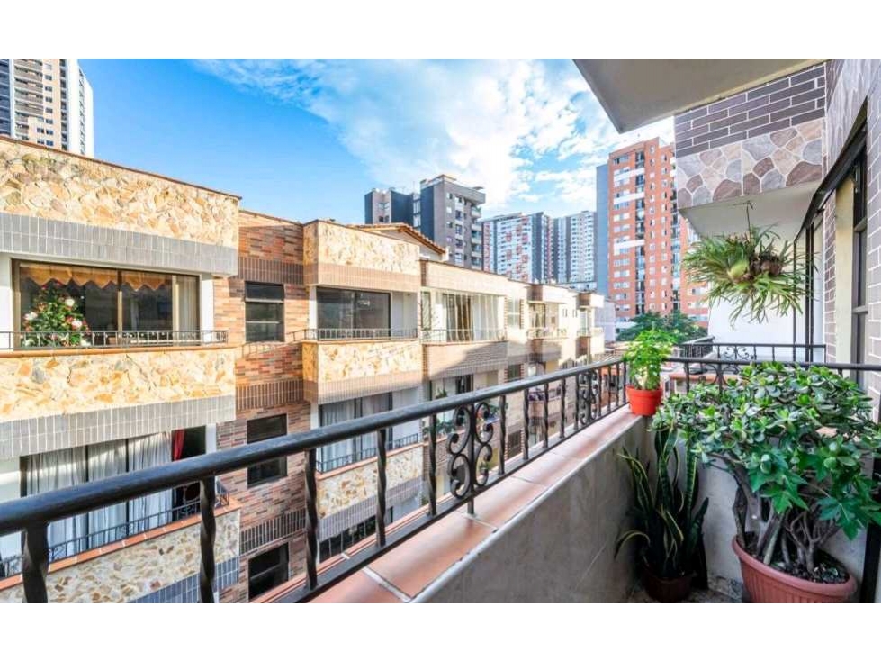 VENTA DE APARTAMENTO EN SABANETA, PARTE PLANA. — foto 2