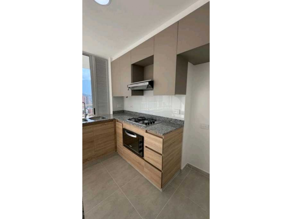 VENTA DE APARTAMENTO EN SABANETA. PISO ALTO. — foto 4