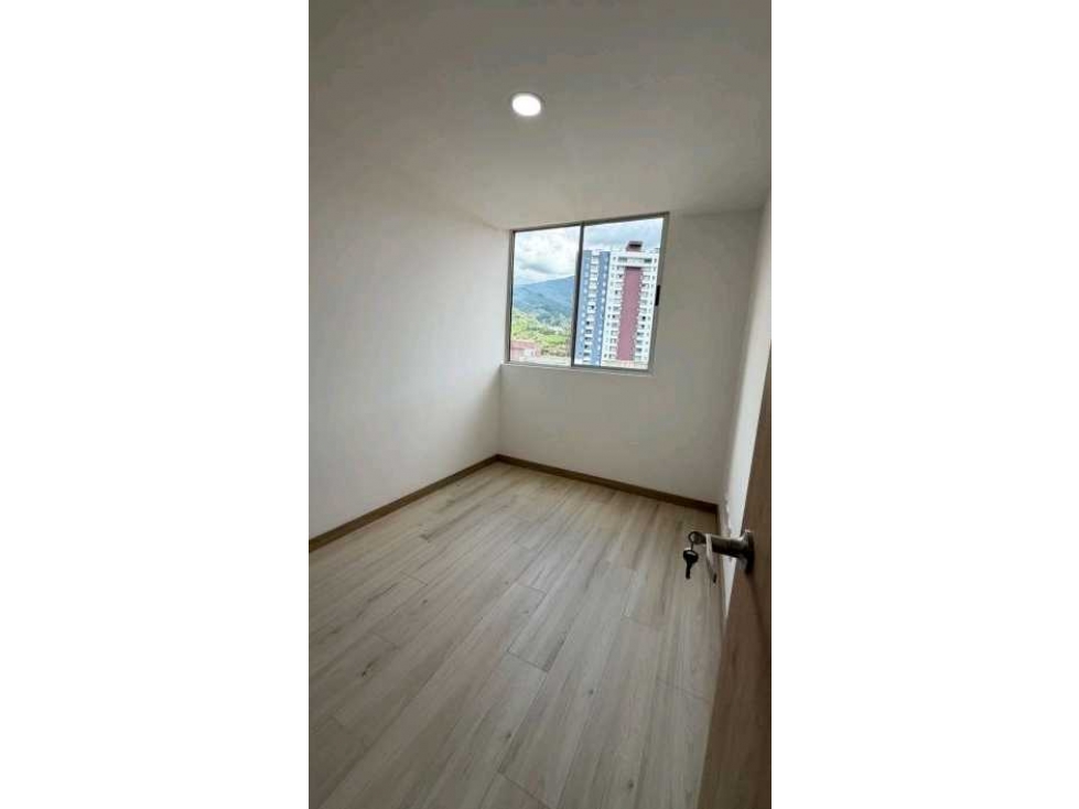 VENTA DE APARTAMENTO EN SABANETA. PISO ALTO. — foto 6