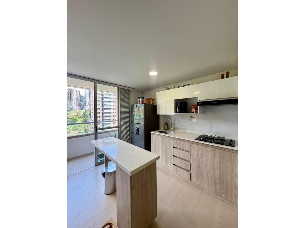 Venta de apartamento en Sabaneta , Loma de San José — foto 2