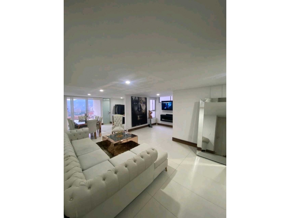 VENTA DE APARTAMENTO EN SABANETA, POR INVERSIÓN.