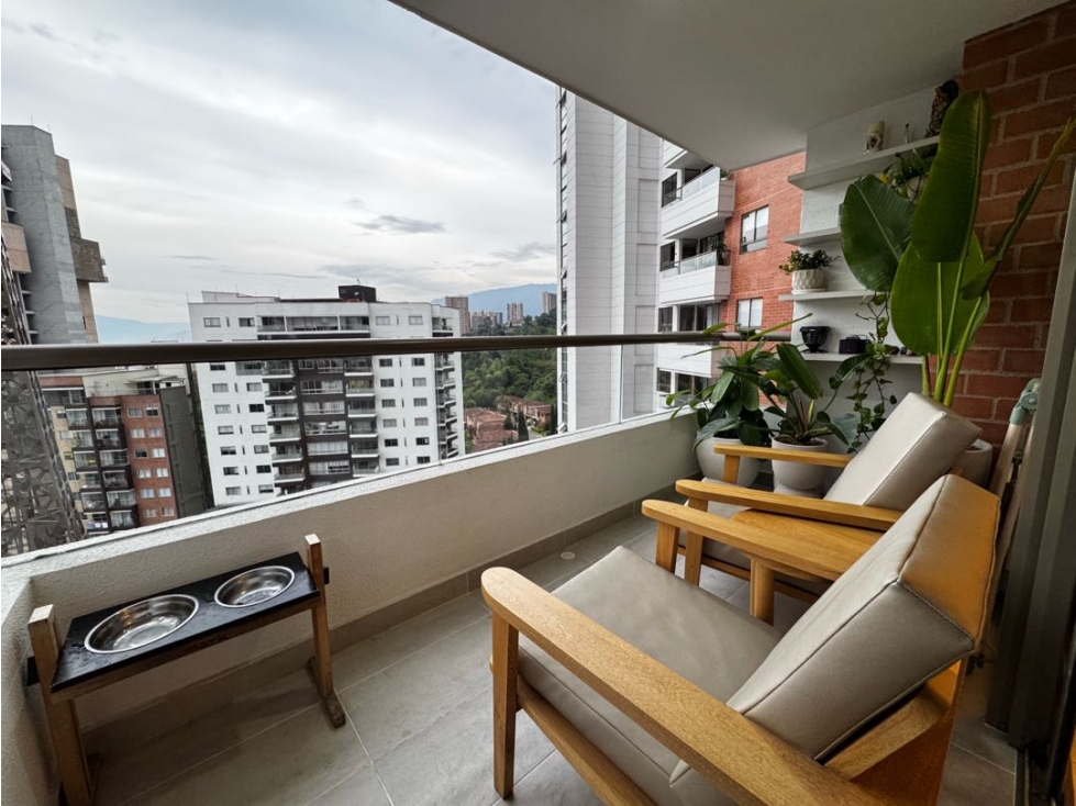 Venta de Apartamento en Sabaneta, Los Alcazares / Alto de Las Flores — foto 6