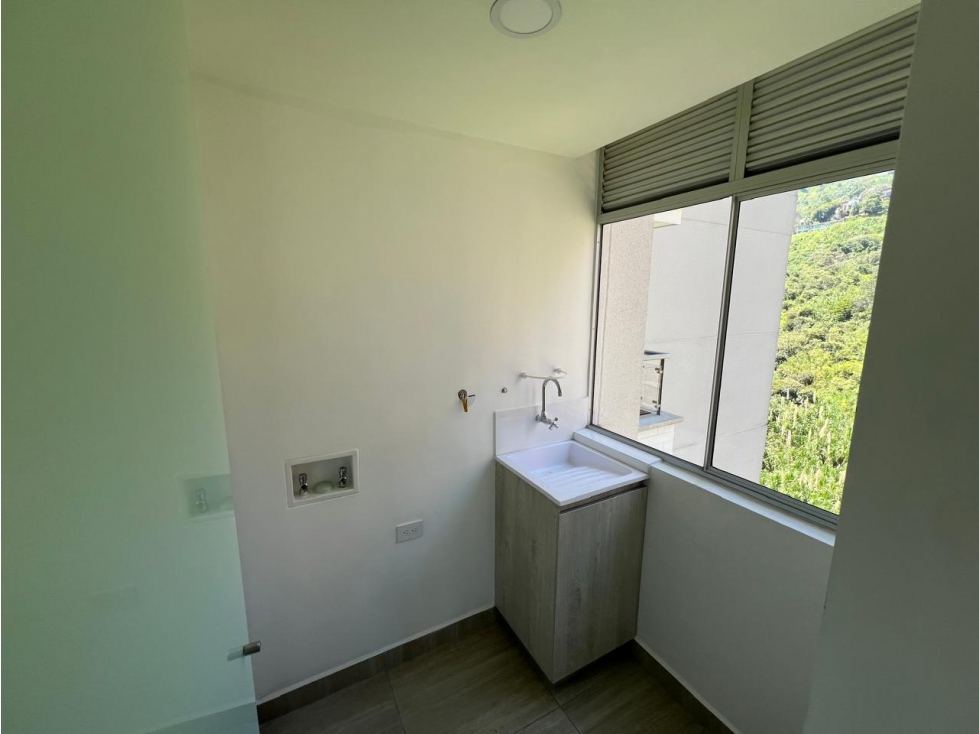 Venta de Apartamento Con DESCUENTO en Sabaneta Antioquia — foto 4