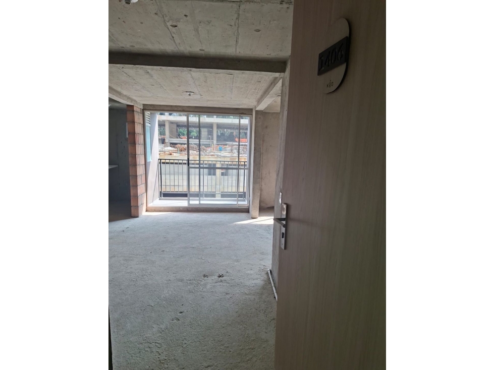 Venta de apartamento en Sabaneta San José Obra gris