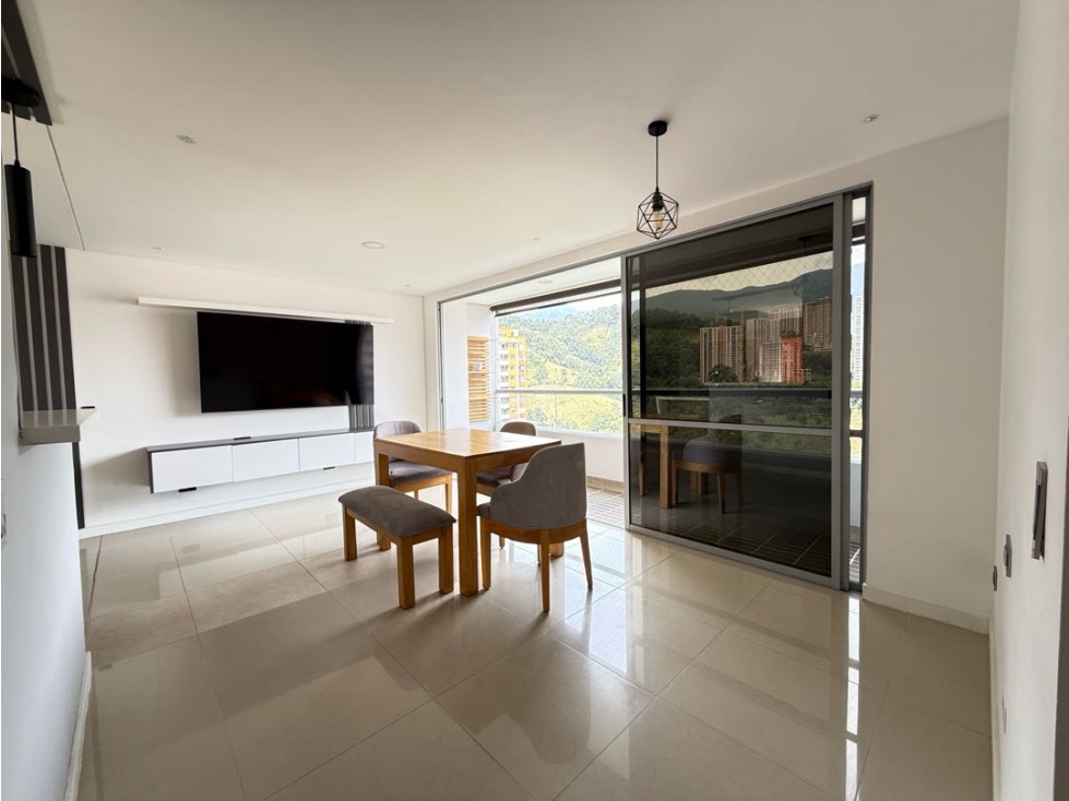 VENTA DE APARTAMENTO EN PRESTIGE EN SABANETA - 4