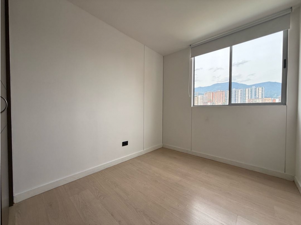 VENTA DE APARTAMENTO EN PRESTIGE EN SABANETA - 6