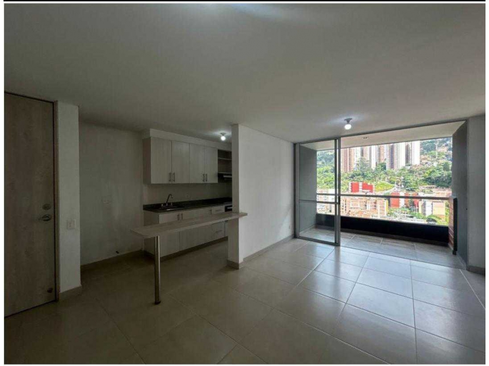 Venta de apartamento en sabaneta — foto 2