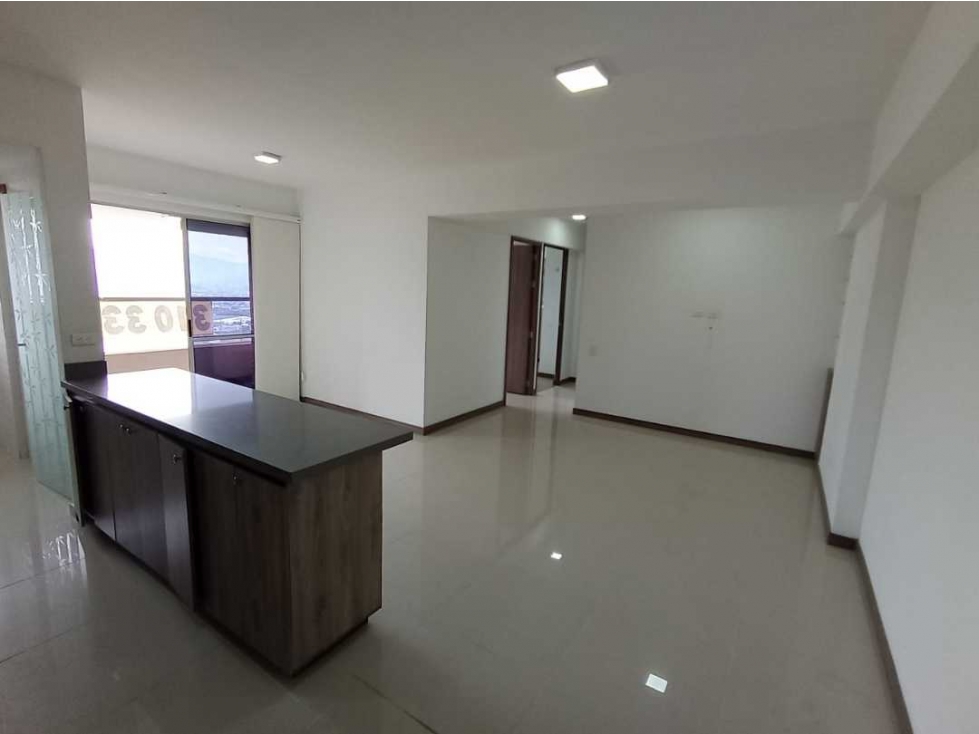 Venta de Apartamento en Sabaneta, excelente vista.