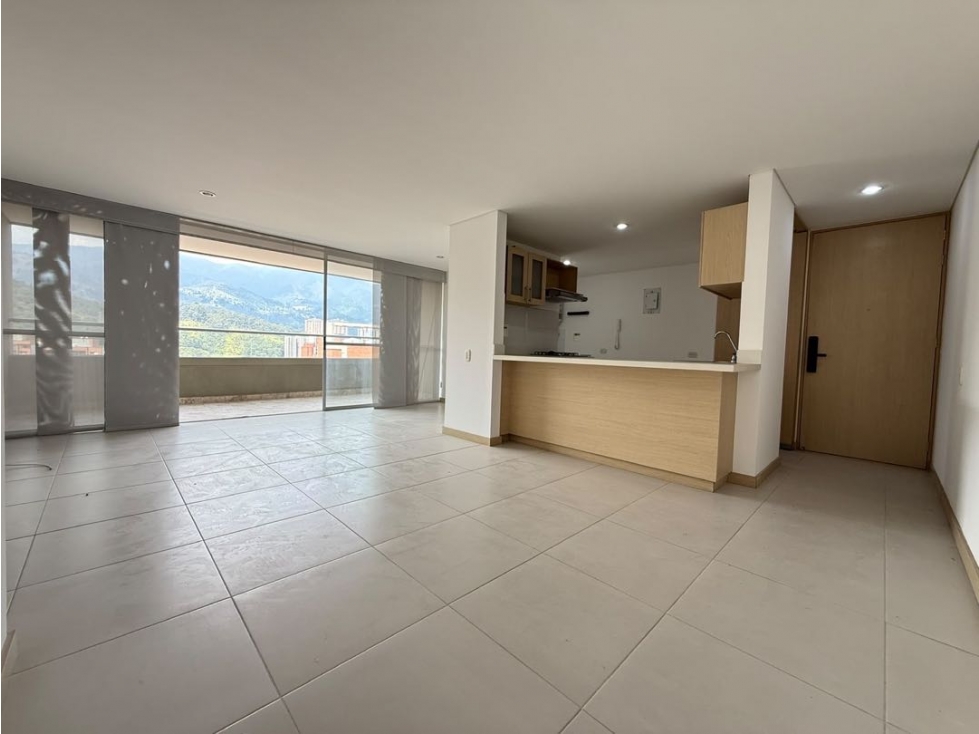 VENTA DE APARTAMENTO EN SABANETA-SAN JOSE PARTE BAJA