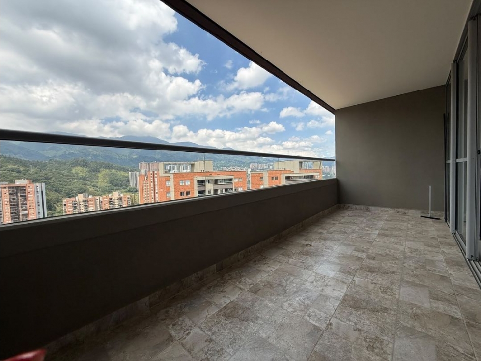 VENTA DE APARTAMENTO EN SABANETA-SAN JOSE PARTE BAJA — foto 3