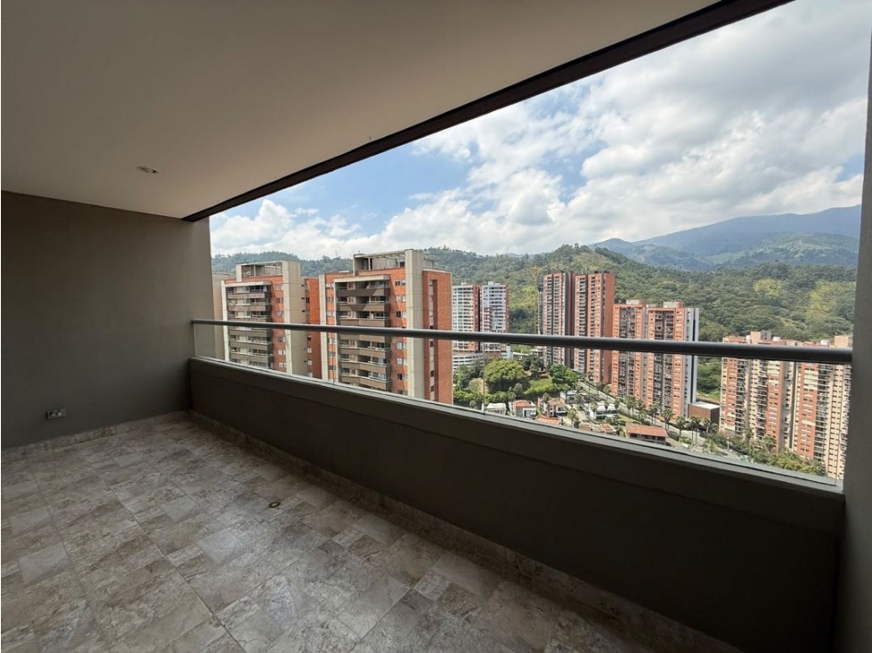 VENTA DE APARTAMENTO EN SABANETA-SAN JOSE PARTE BAJA — foto 4