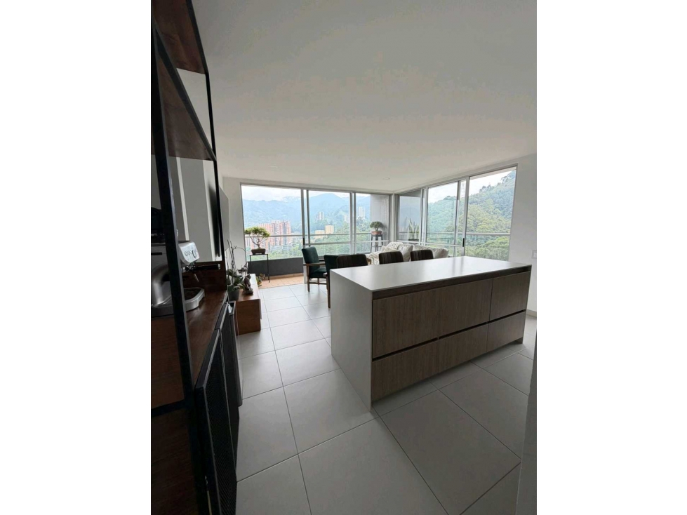 APARTAMENTO EN VENTA NIDO SABANETA PISO ALTO — foto 5