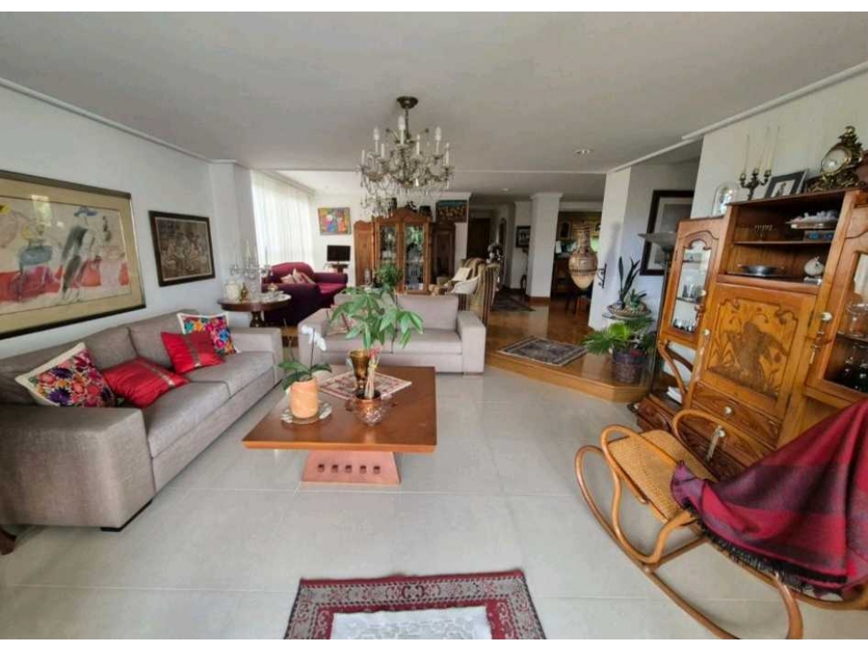 VENTA DE APARTAMENTO EN SAN LUCAS, EL POBLADO. — foto 3