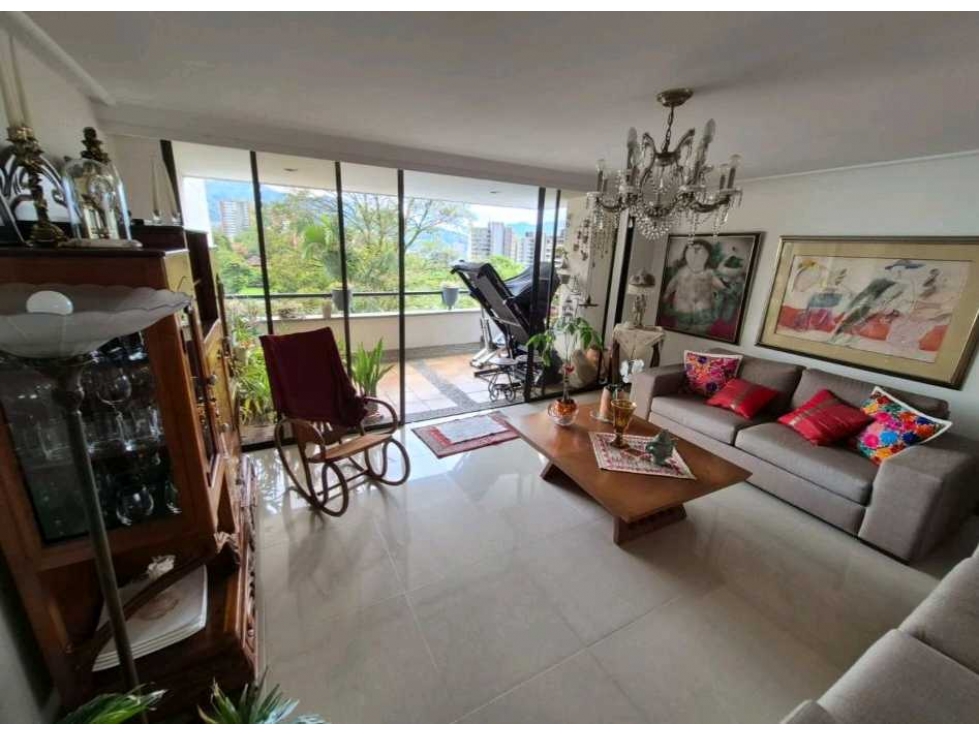VENTA DE APARTAMENTO EN SAN LUCAS, EL POBLADO. — foto 4