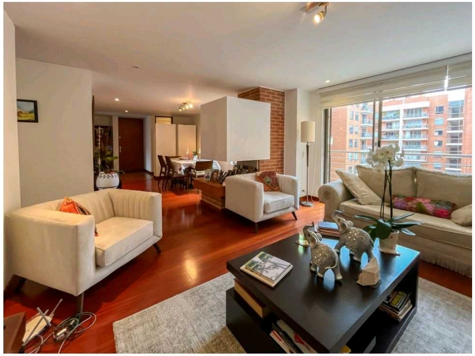 VENTA DE APARTAMENTO EN SANTA ANA OCCIDENTAL.